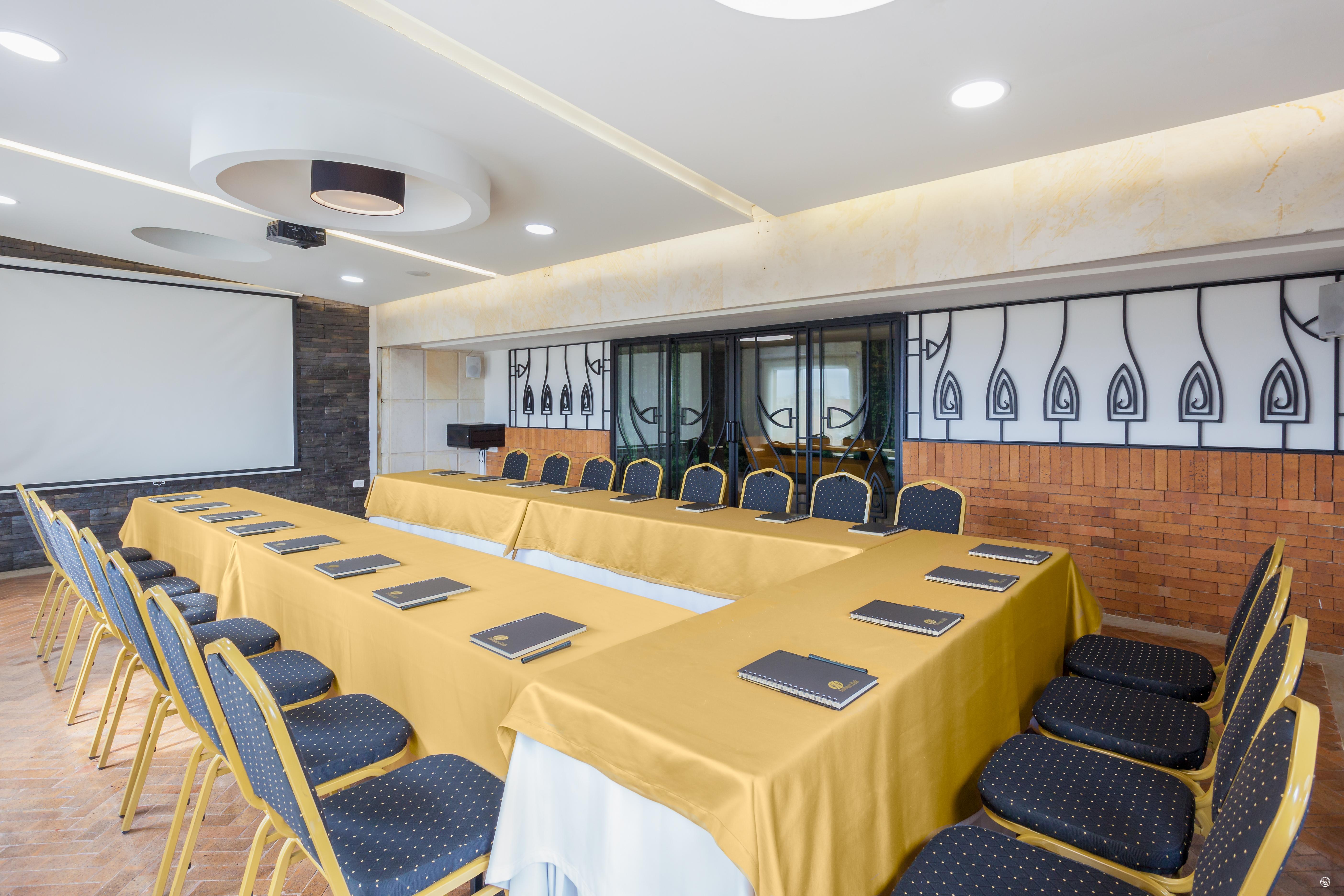Hotel Embassy Park Богота Экстерьер фото